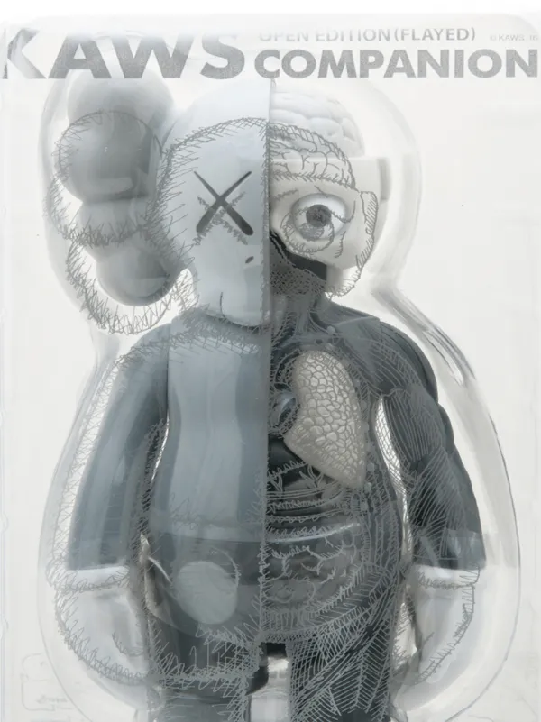 KAWS カウズ SHARE GREY フィギュア MEDICOM TOY KAWS Kaws Companion フィギュア | グレー | FARFETCH JP