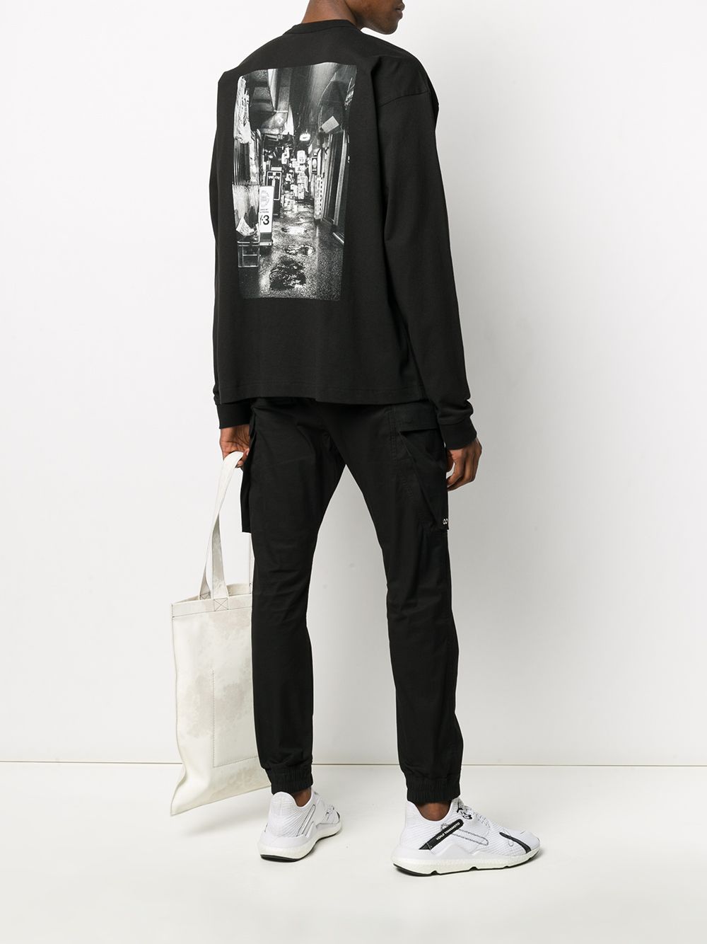 фото Y-3 alleyway graphic sweatshirt