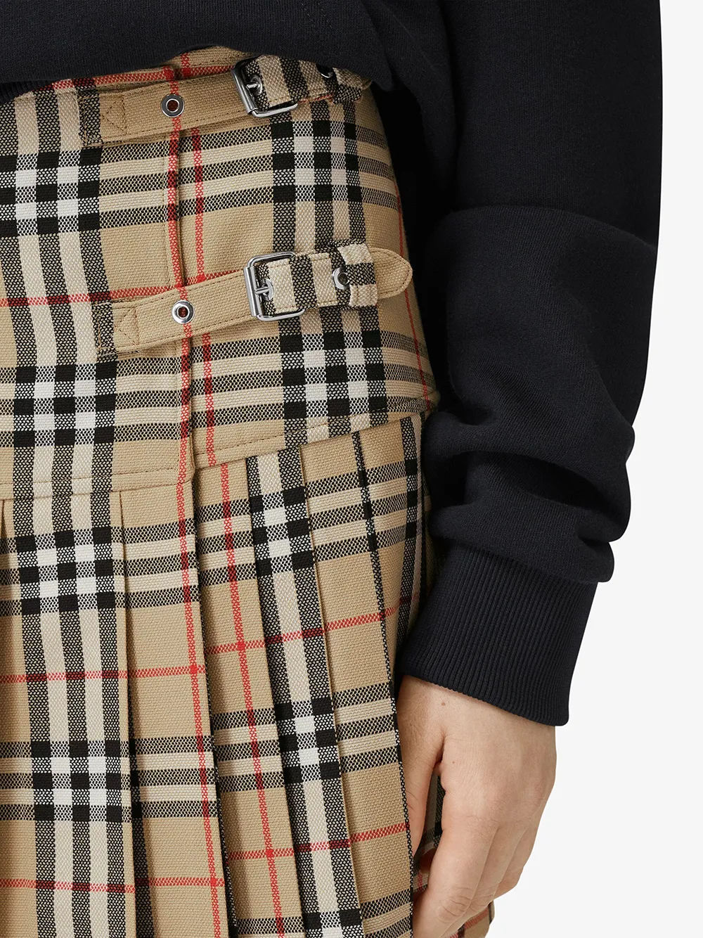 Shop Burberry Vintage Check kilt with Express Delivery - FARFETCH