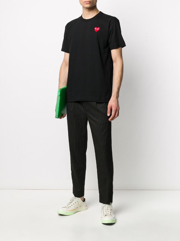 Shop Comme Des Garçons Play heart logo-patch T-shirt with Express Delivery  - FARFETCH