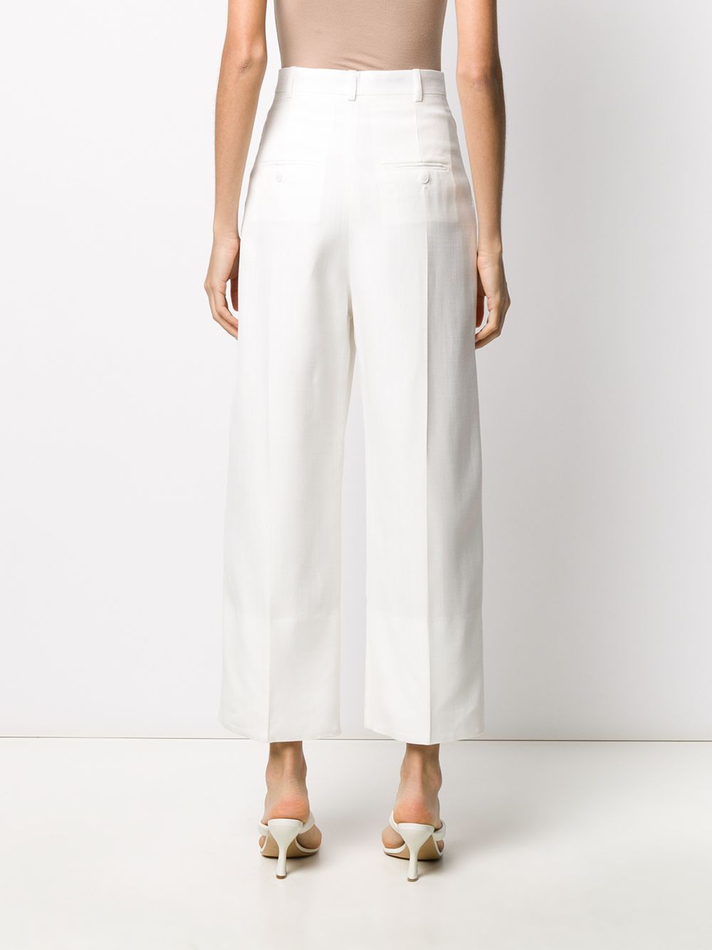 фото Jacquemus укороченные брюки le pantalon santon