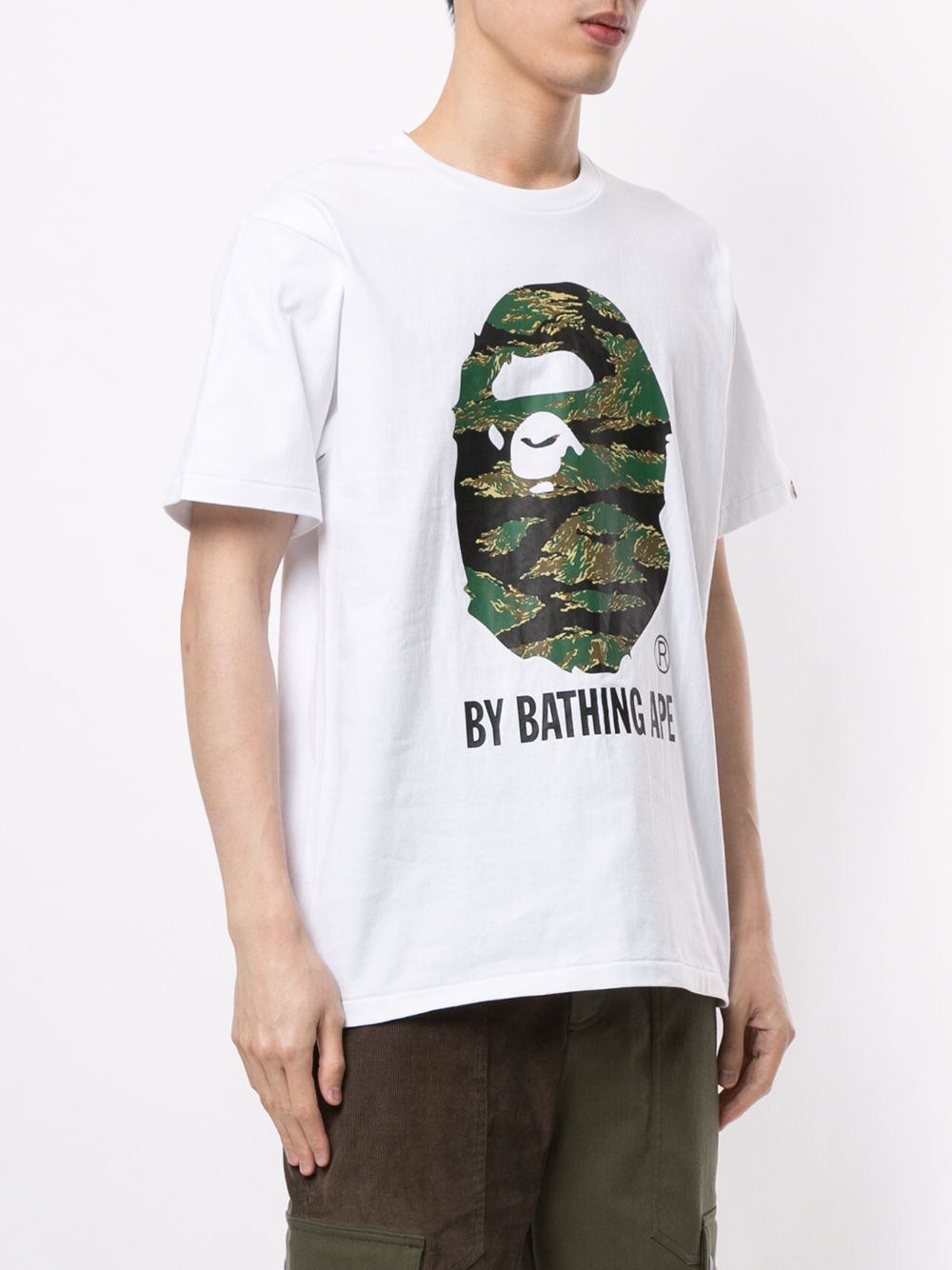 фото Bape футболка с камуфляжным принтом