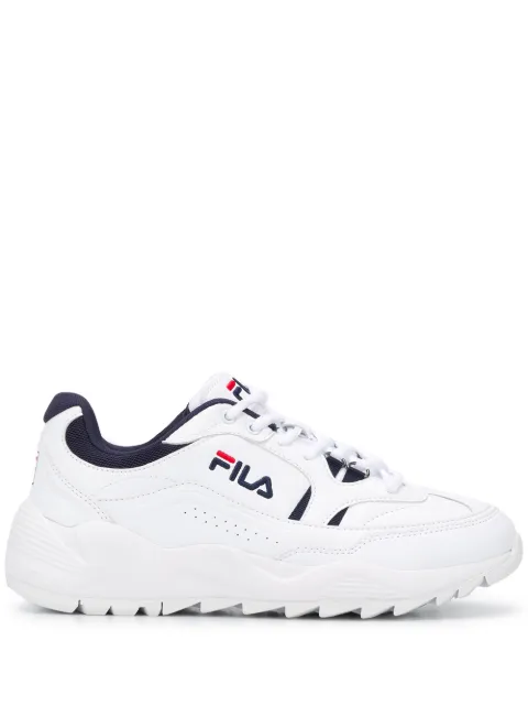 Fila с логотипом