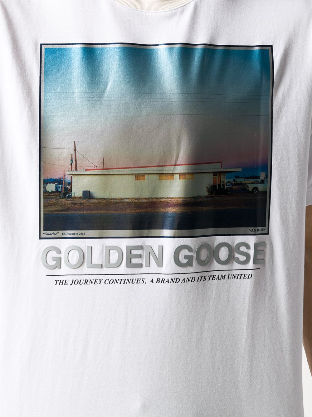 фото Golden goose landscape print t-shirt