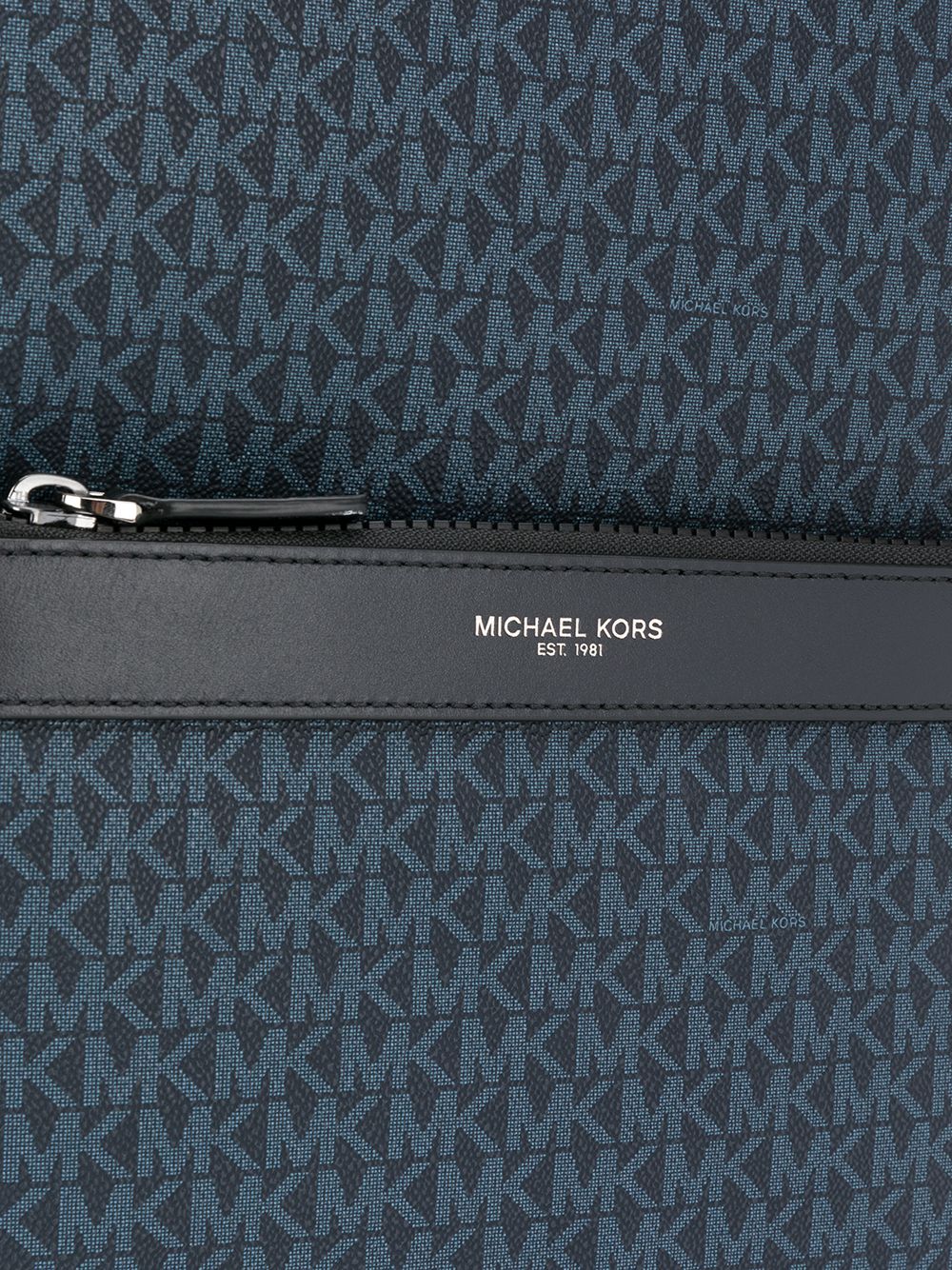 фото Michael kors greyson logo backpack