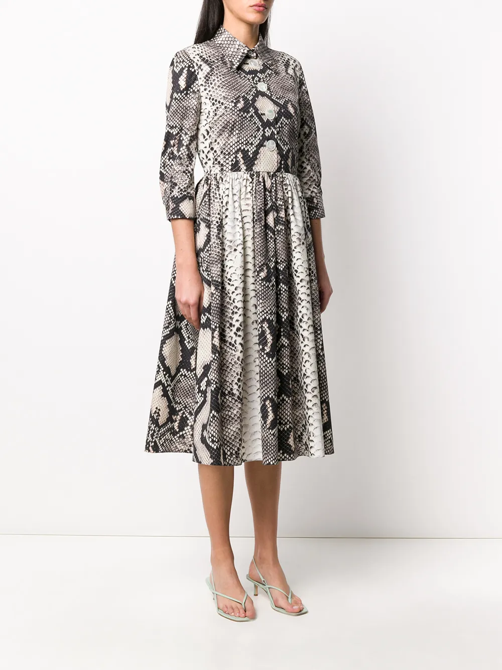 Prada Jurk met slangenprint Beige