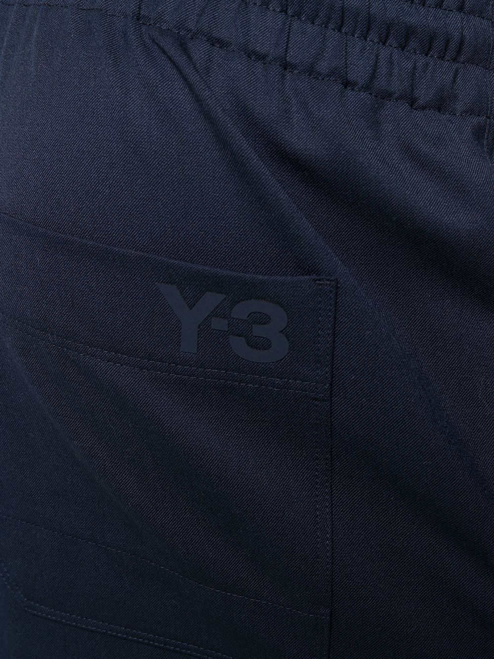 фото Y-3 drawstring waist shorts