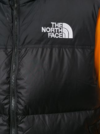 1996系列Retro Nuptse 马甲展示图