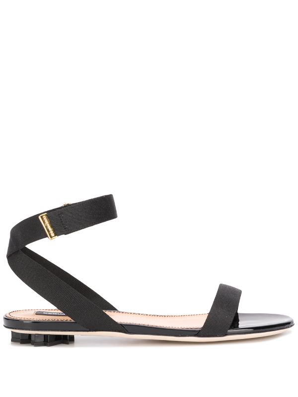 iconic flat strappy sandal