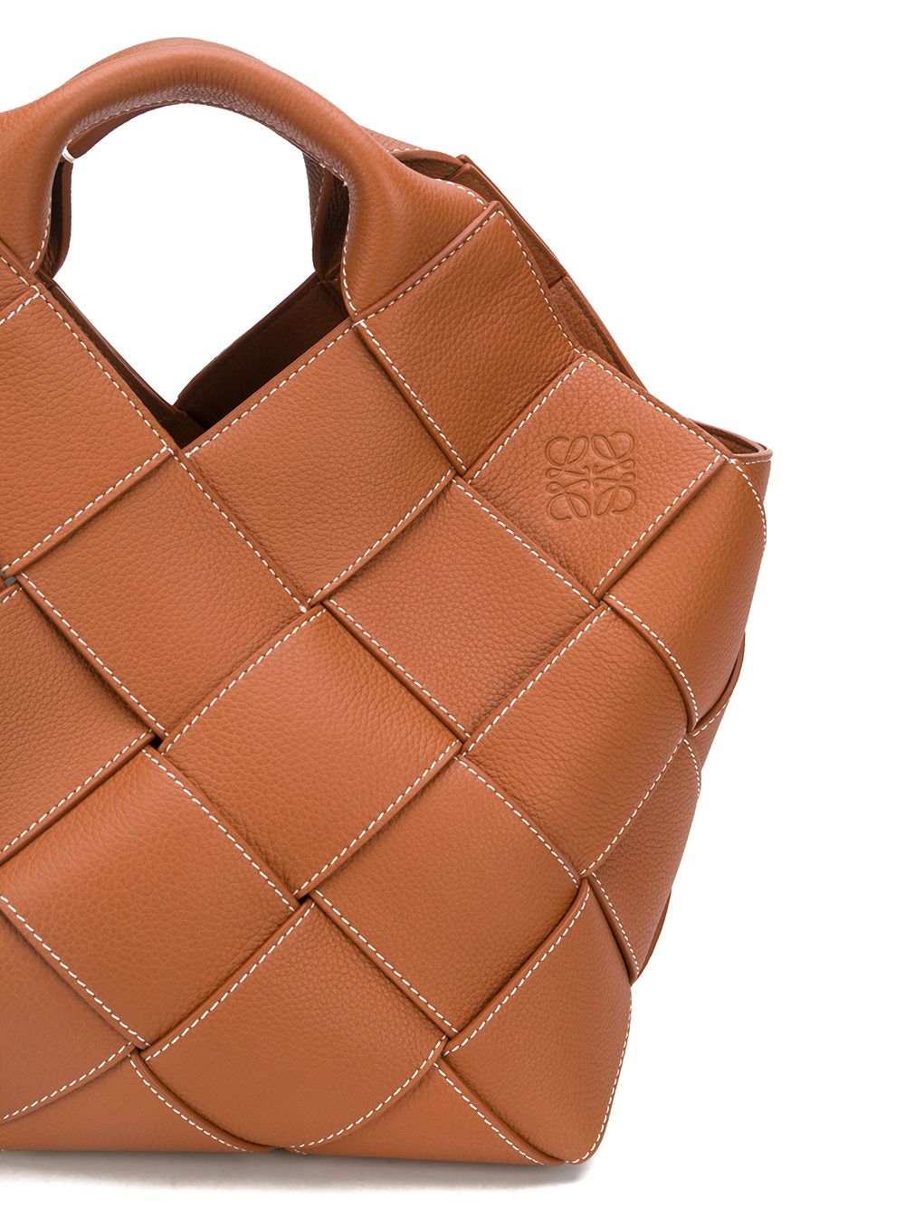 фото Loewe woven leather tote bag