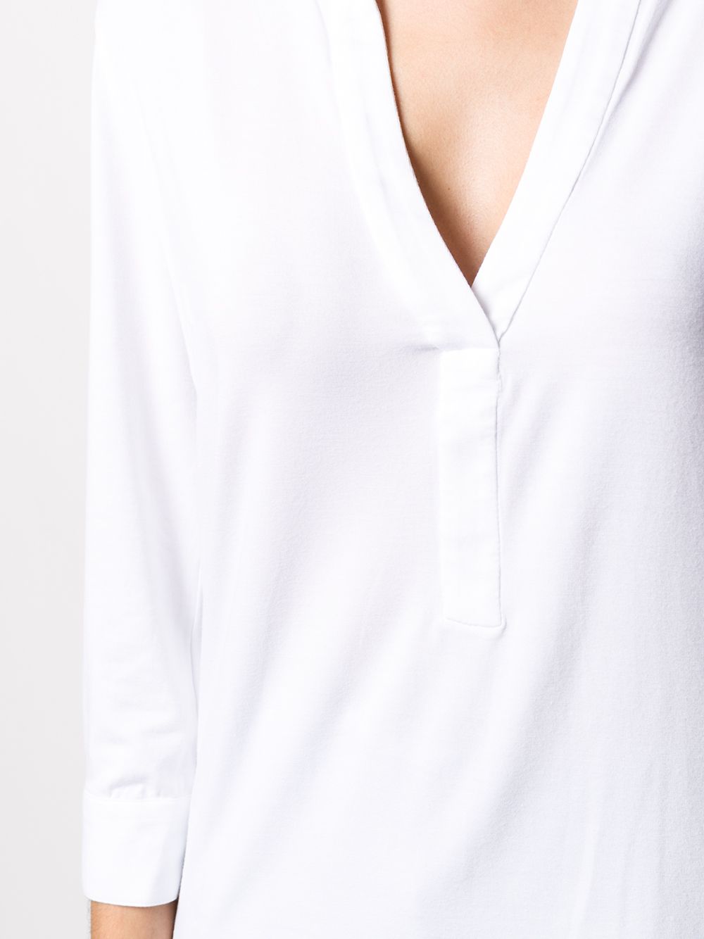 фото Majestic filatures v-neck shirt