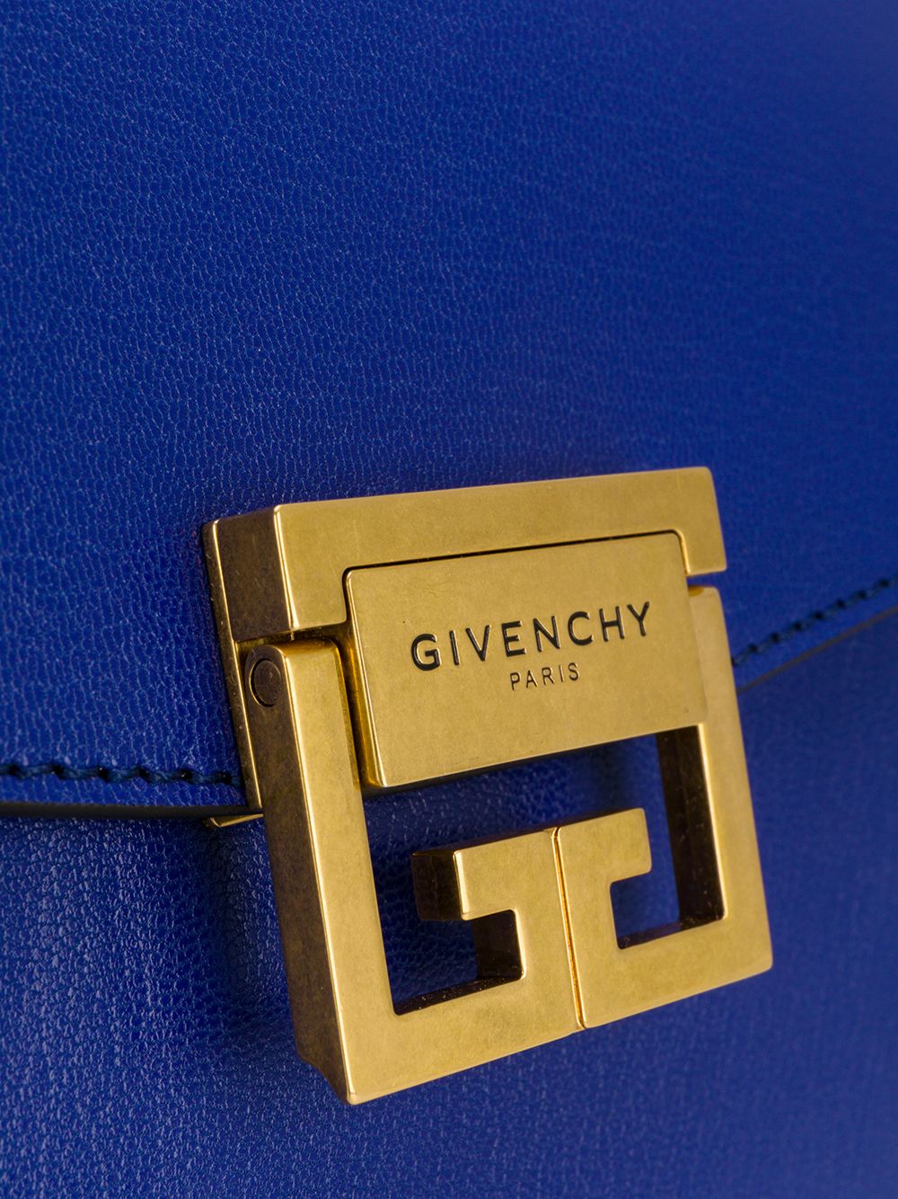 фото Givenchy маленькая сумка на плечо gv3