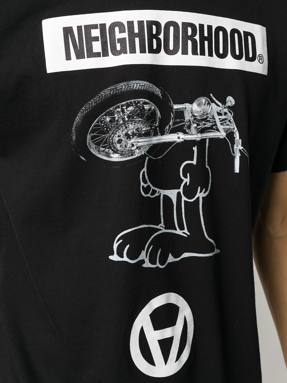 фото Neighborhood artist proof t-shirt