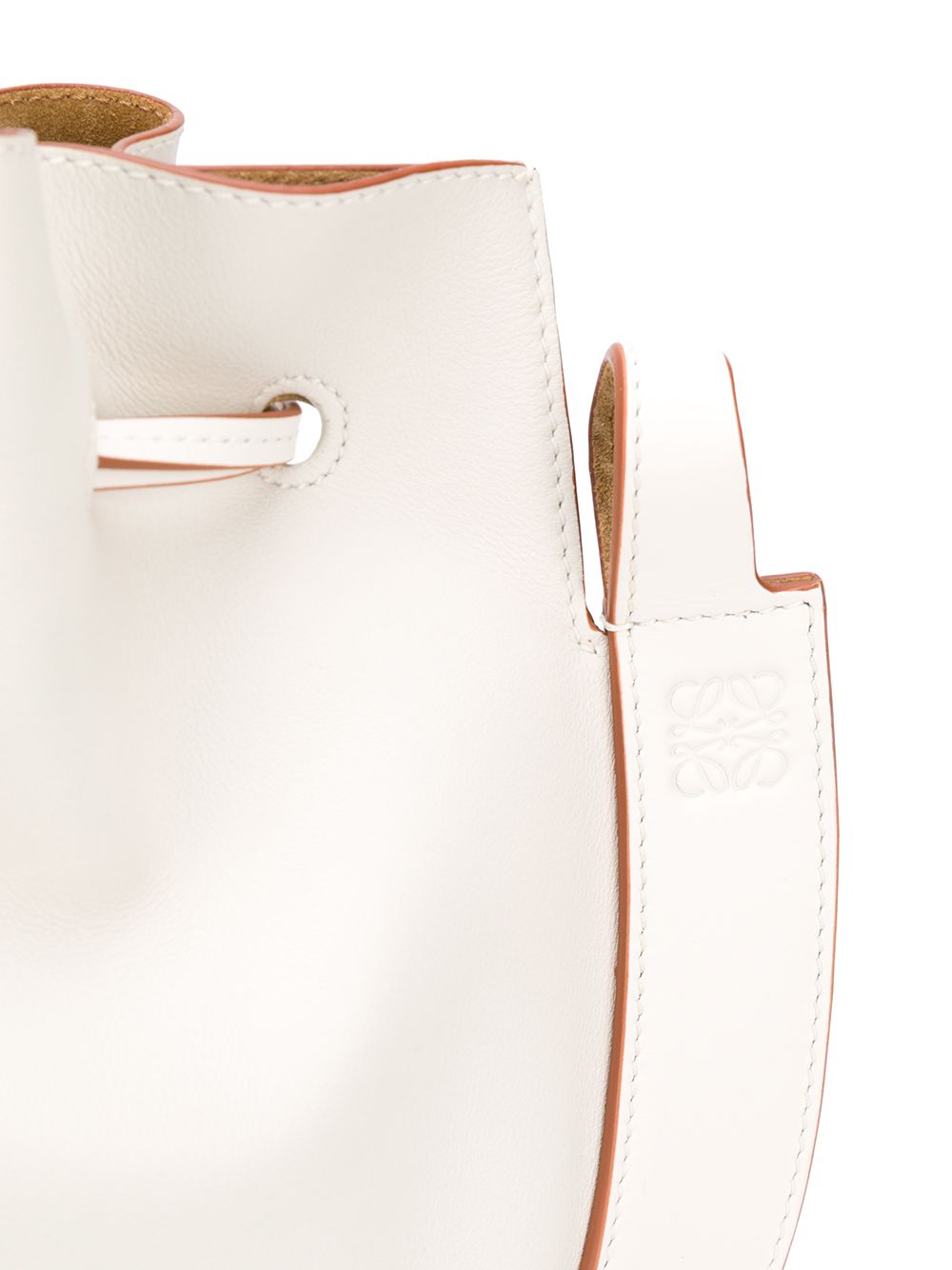 фото Loewe horseshoe crossbody bag