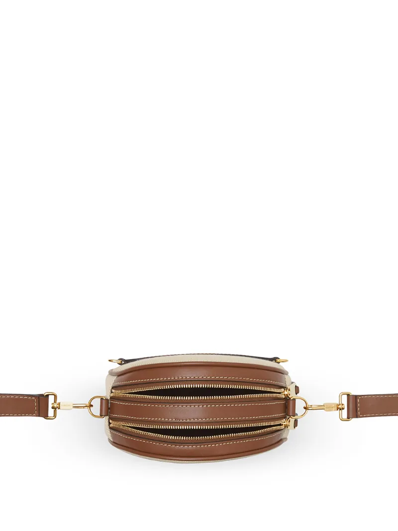 BURBERRY photo