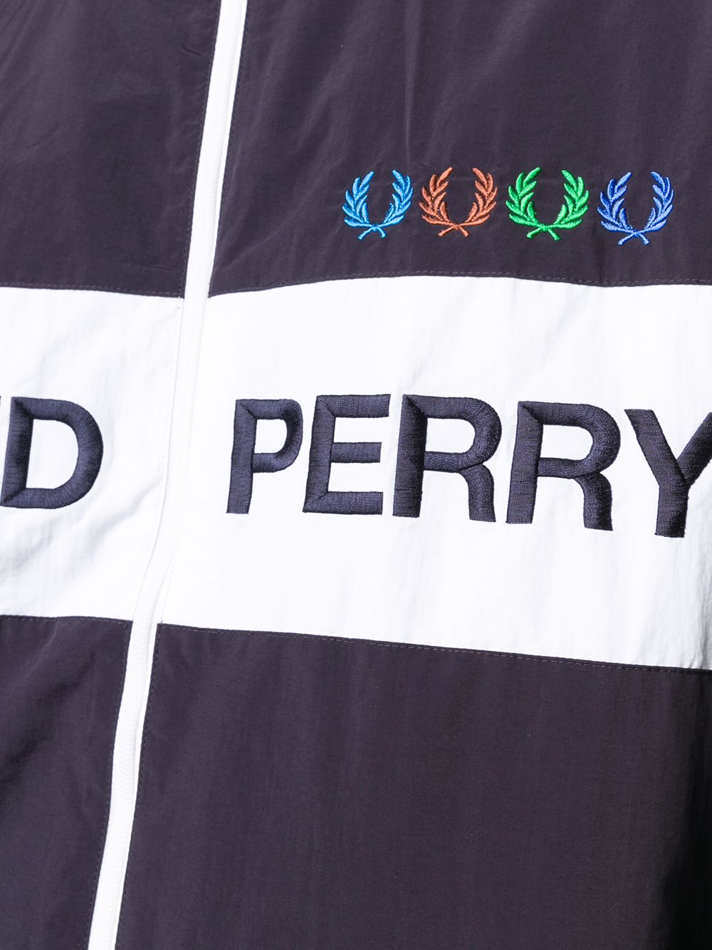 фото Fred perry куртка с вышитым логотипом