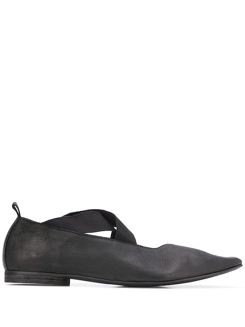 Uma Wang Ballerinas mit spitzer Kappe