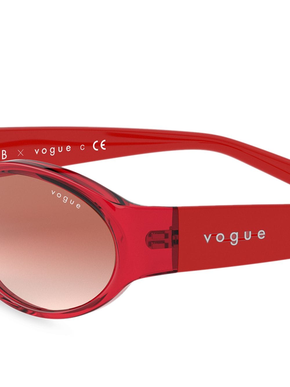 Vogue Eyewear x Millie Bobby Brown zonnebril Rood