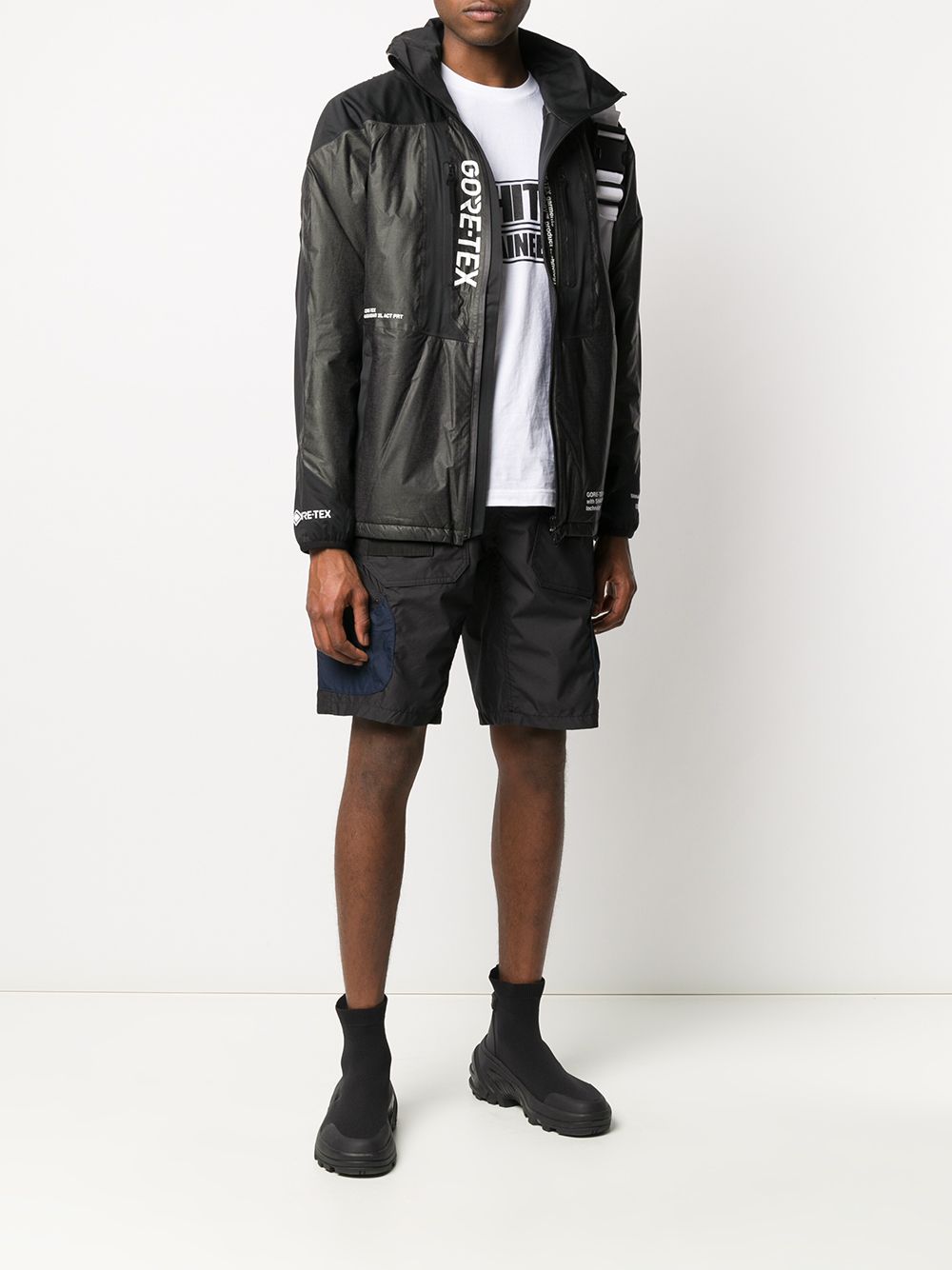 фото White mountaineering куртка shakedry с принтом