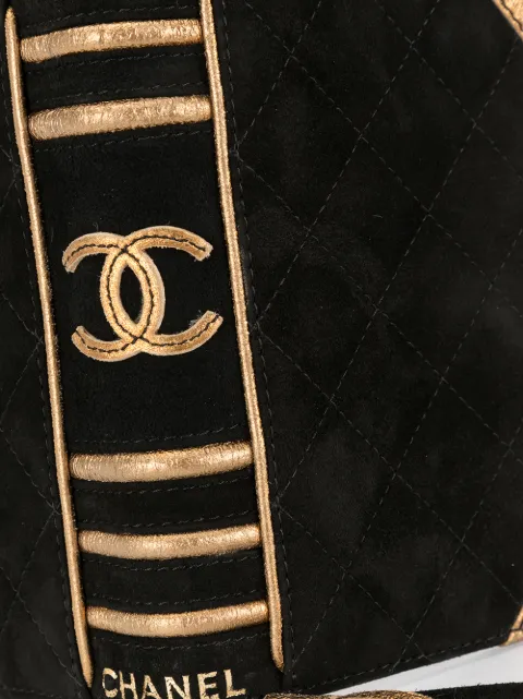 CHANEL Pre-Owned 2005 book motif clutch 9391657 - 3