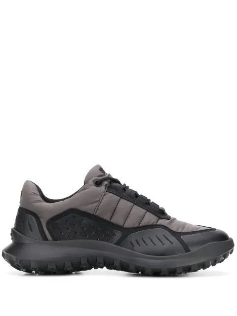 Camper tenis bajos con paneles