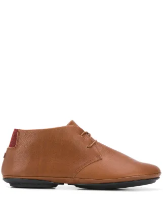 camper right nina lace