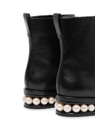 Black Casati 30 leather pearl heel boots展示图