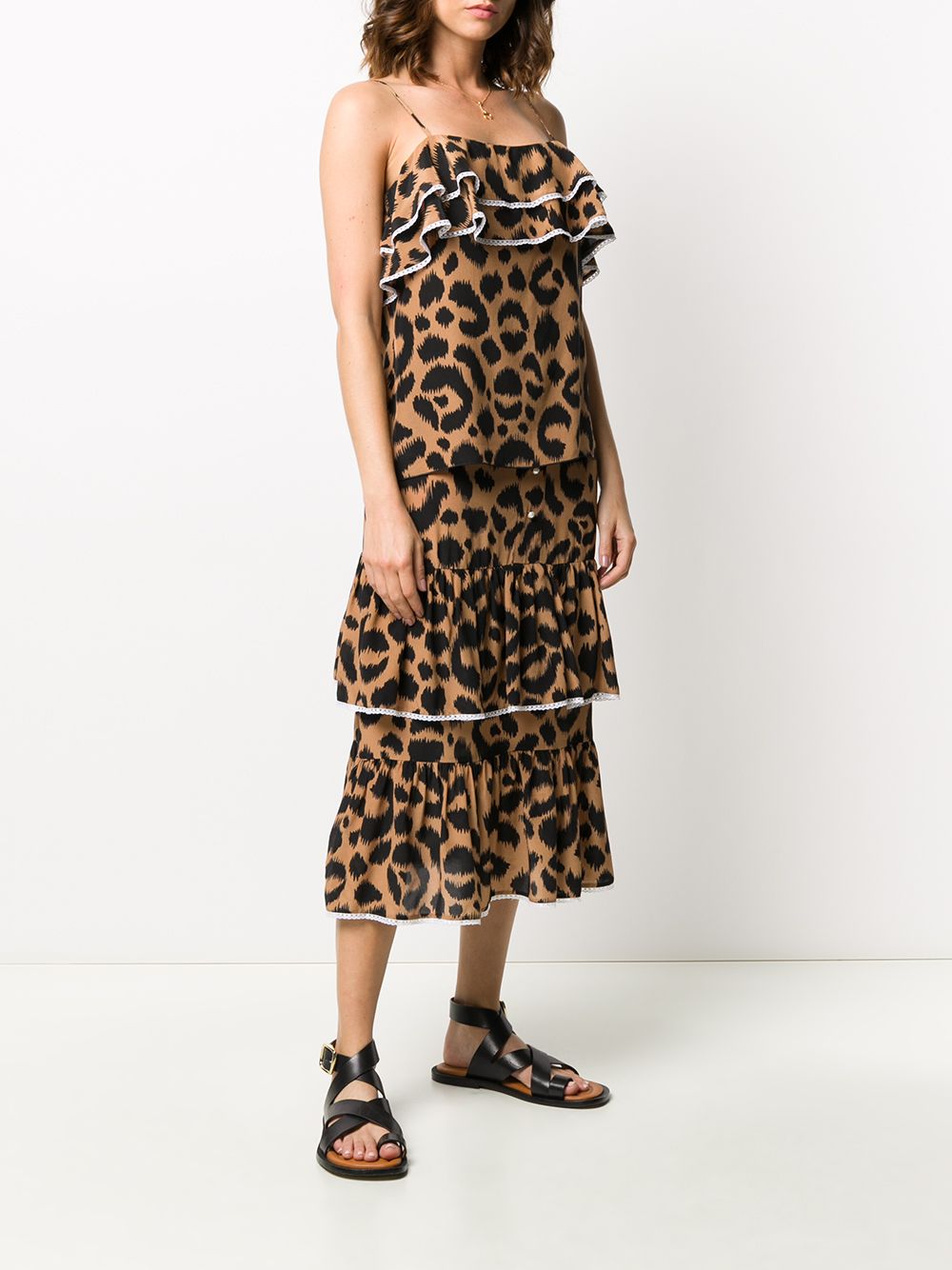 фото Hayley menzies leopard print camisole