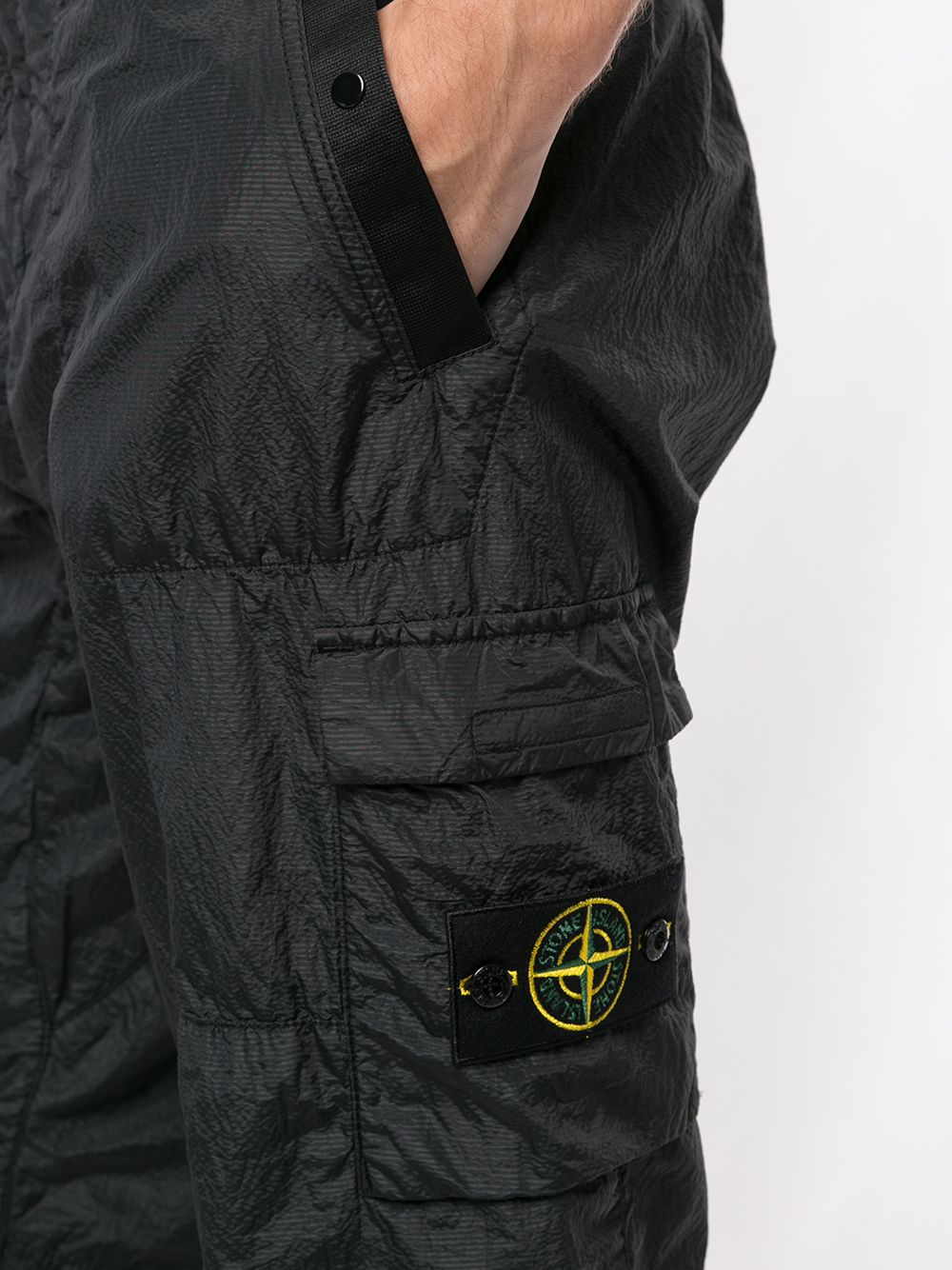 фото Stone island брюки карго с нашивкой-логотипом