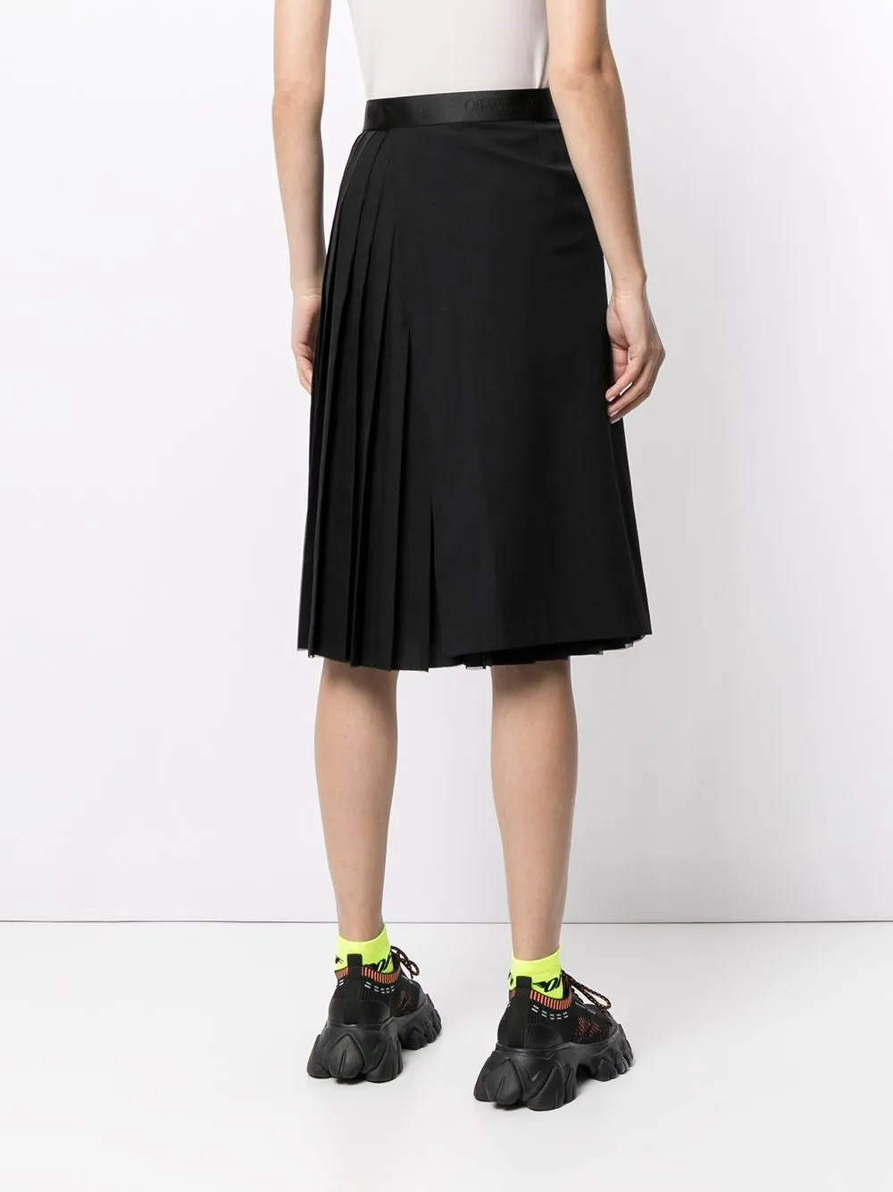 Off-white Logo-tape Detail Pleated Skirt In 1000 Black No Color