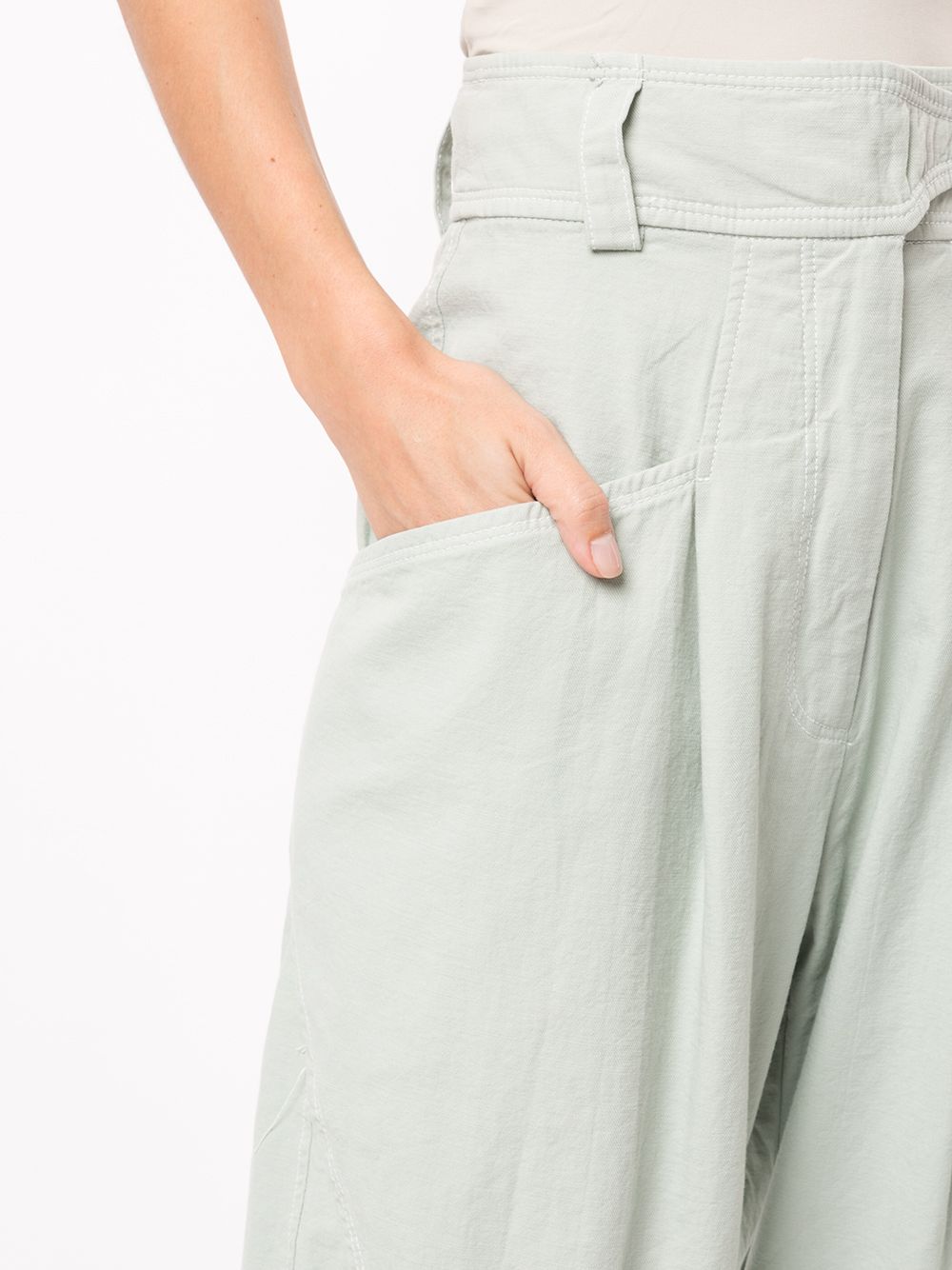 фото Low classic snap belt wide-leg trousers