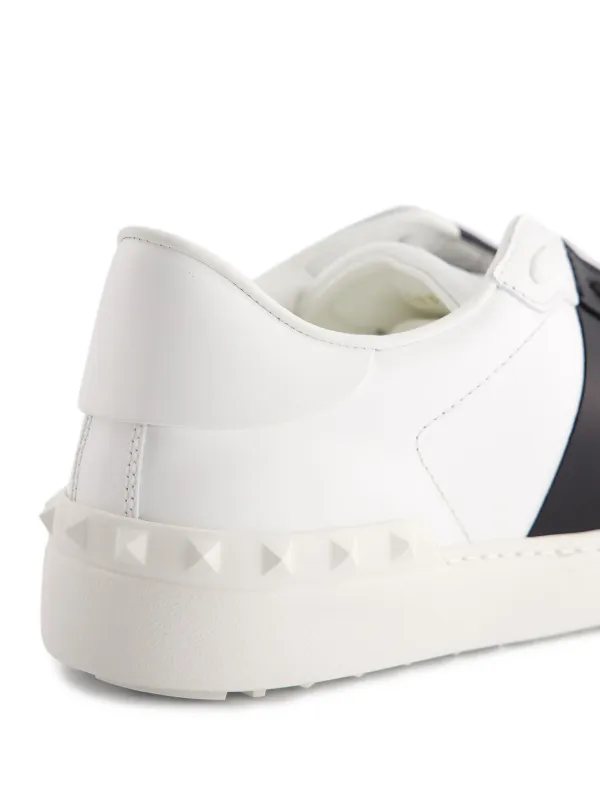 大人気★VALENTINO★Open Sneakers オープン スニーカー ヴァレンティノ」から新作ジェンダーレススニーカー“オープン