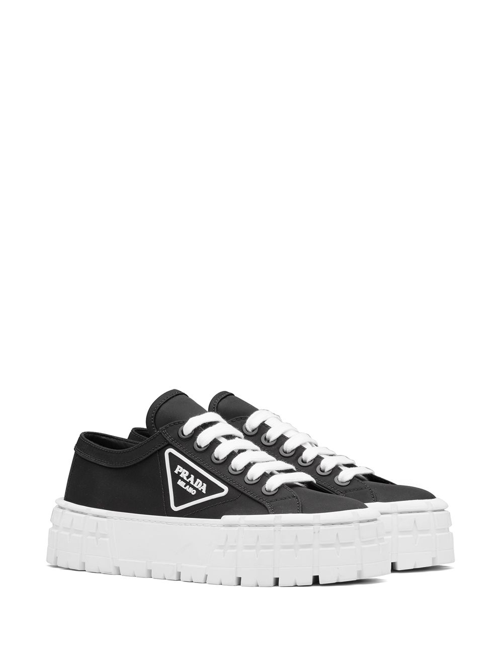 Prada triangular logo plaque sneakers - Black