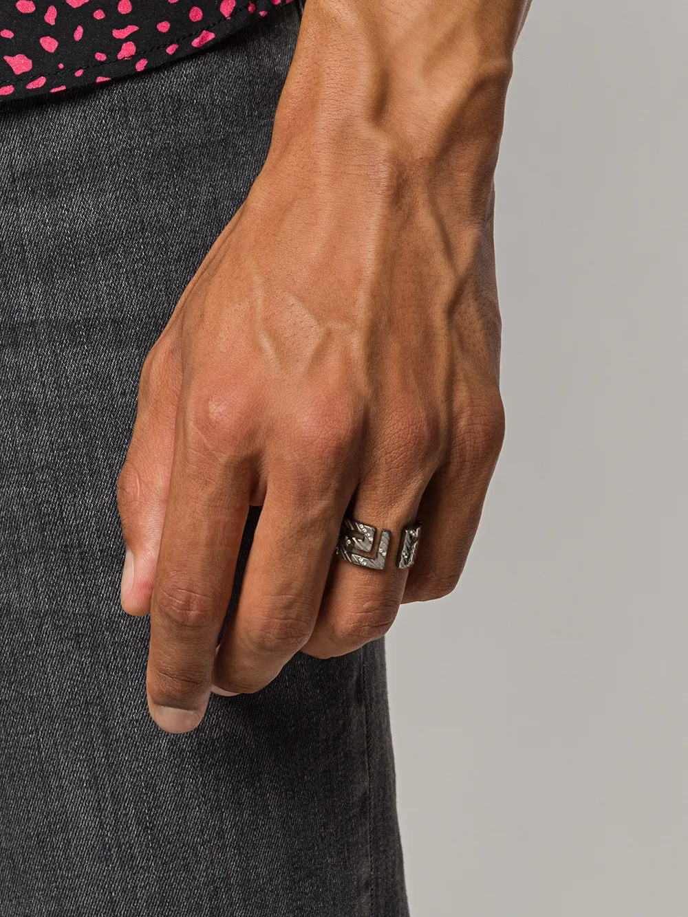 meander ring versace