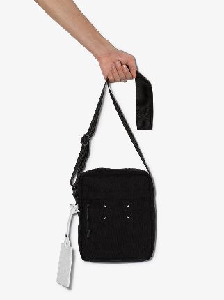 black 4-stitches cross body bag展示图