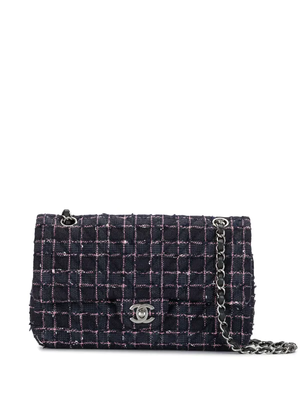 chanel boucle bag