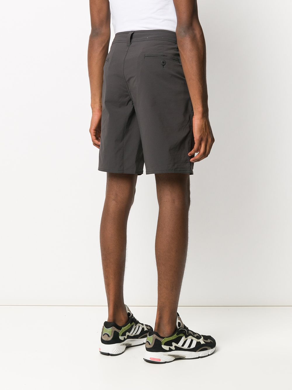 фото Patagonia wavefarer multi-pocket shorts