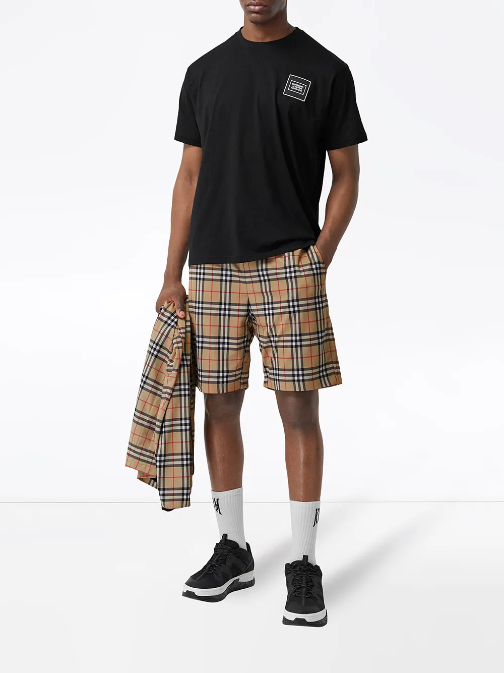 Shop Burberry check-print shorts with Express Delivery - FARFETCH