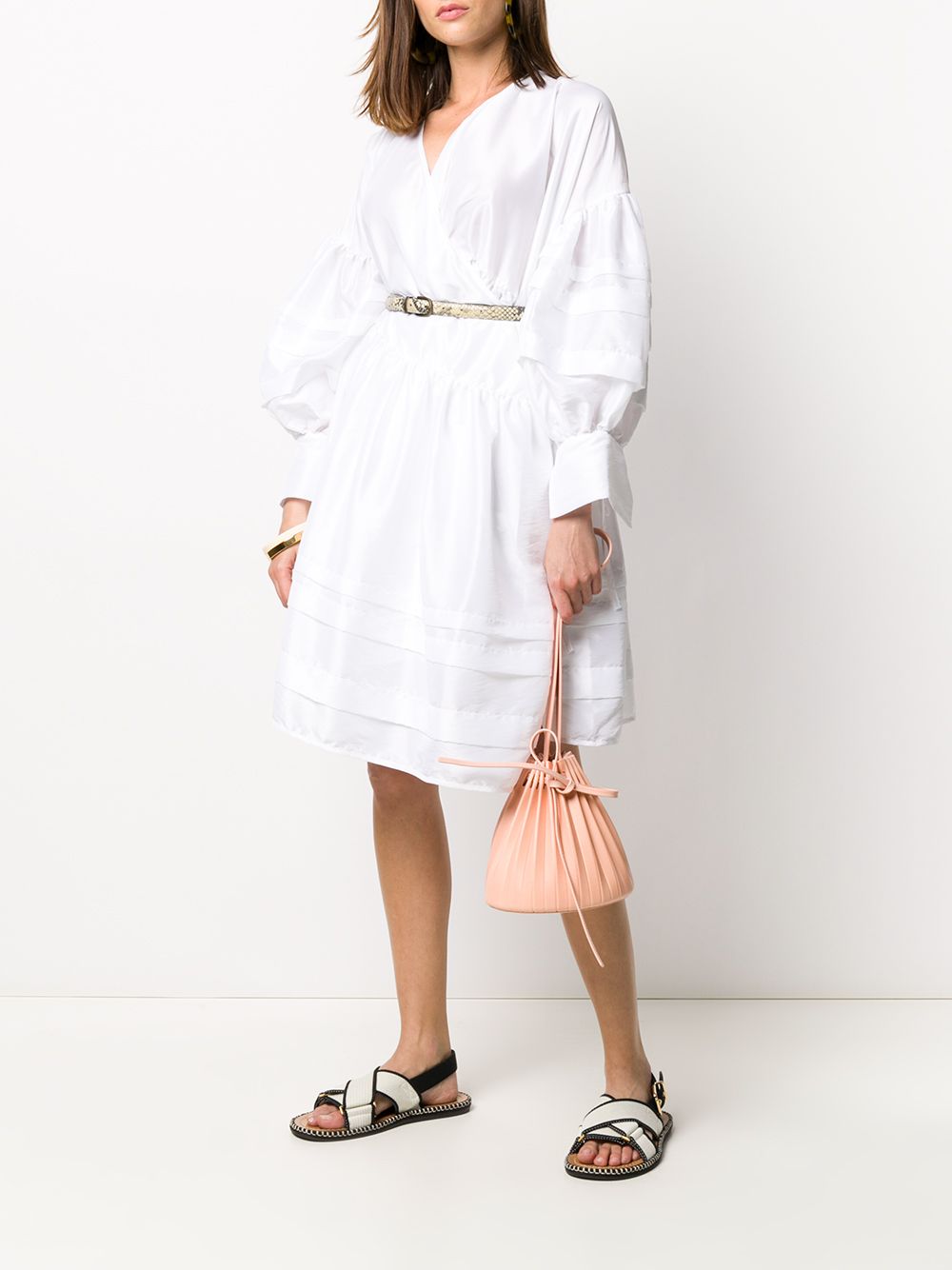 фото Mansur gavriel plisettata pleated bucket bag