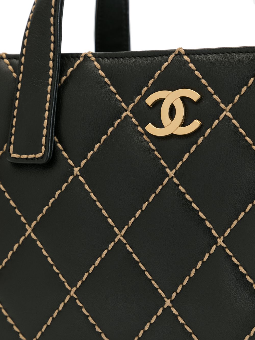 фото Chanel pre-owned сумка-тоут wild stitch 2004-го года с логотипом cc