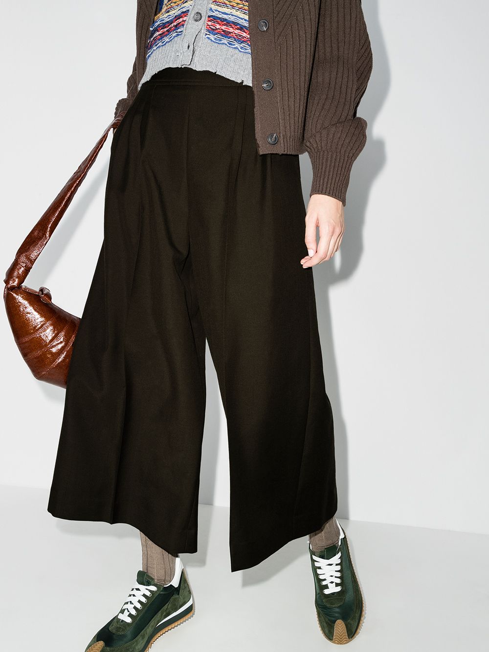 фото Loewe wide leg wool culotte trousers