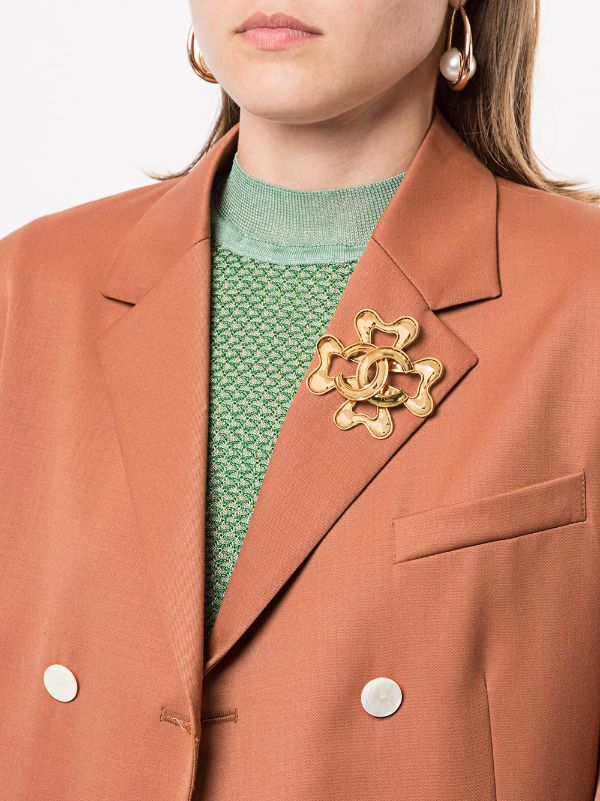 Chanel Pre-owned 1994 CC Clover Brooch - Gold