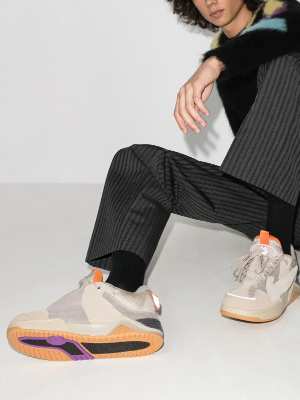 off white arrow skate sneakers