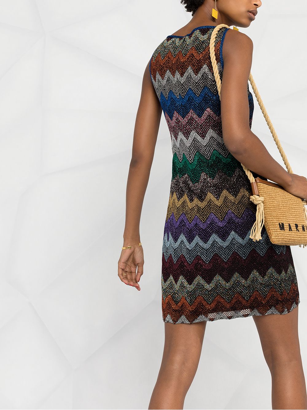 фото Missoni трикотажное платье мини с узором зигзаг