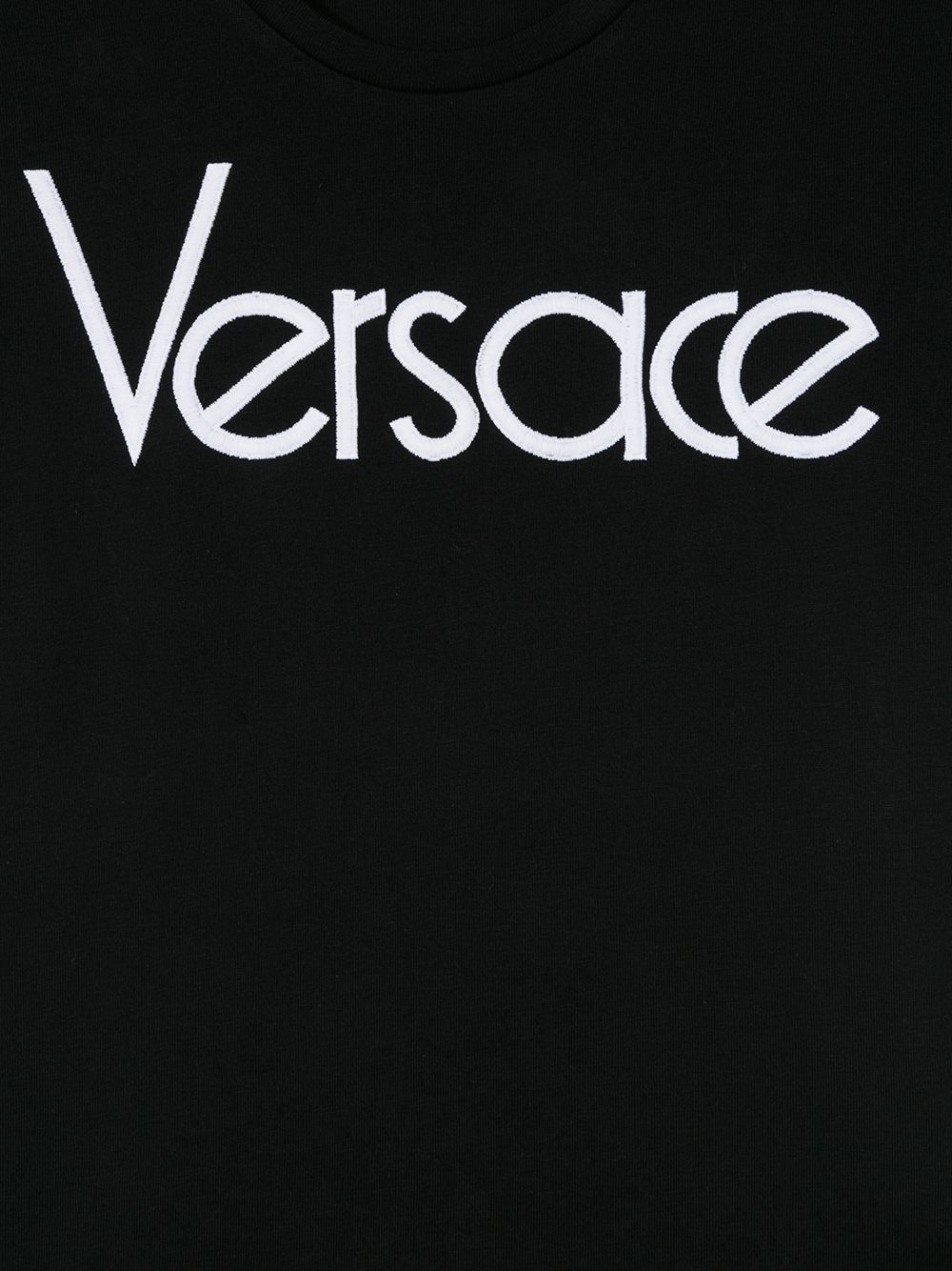 фото Young versace футболка с логотипом