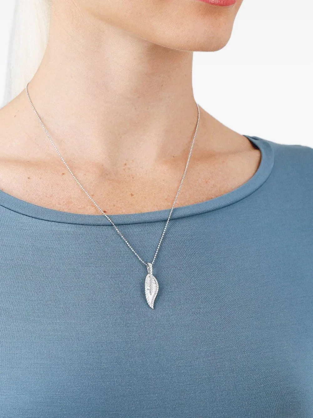 Anita Ko 18k White Gold Leaf Diamond Necklace In Metallic