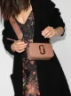 الصورة 2 من The Marc Jacobs شنطة كروس ’سنابشوت‘