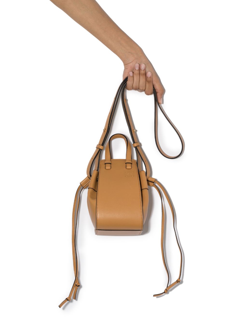 фото Loewe hammock cross body bag