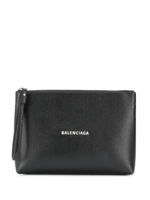 BALENCIAGA（バレンシアガ）メンズ クラッチバッグ - FARFETCH