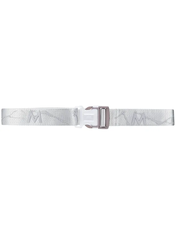 white webbing belt